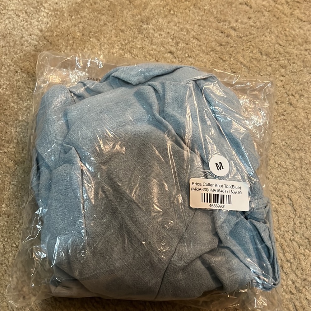 Top - Picture 2 of 2